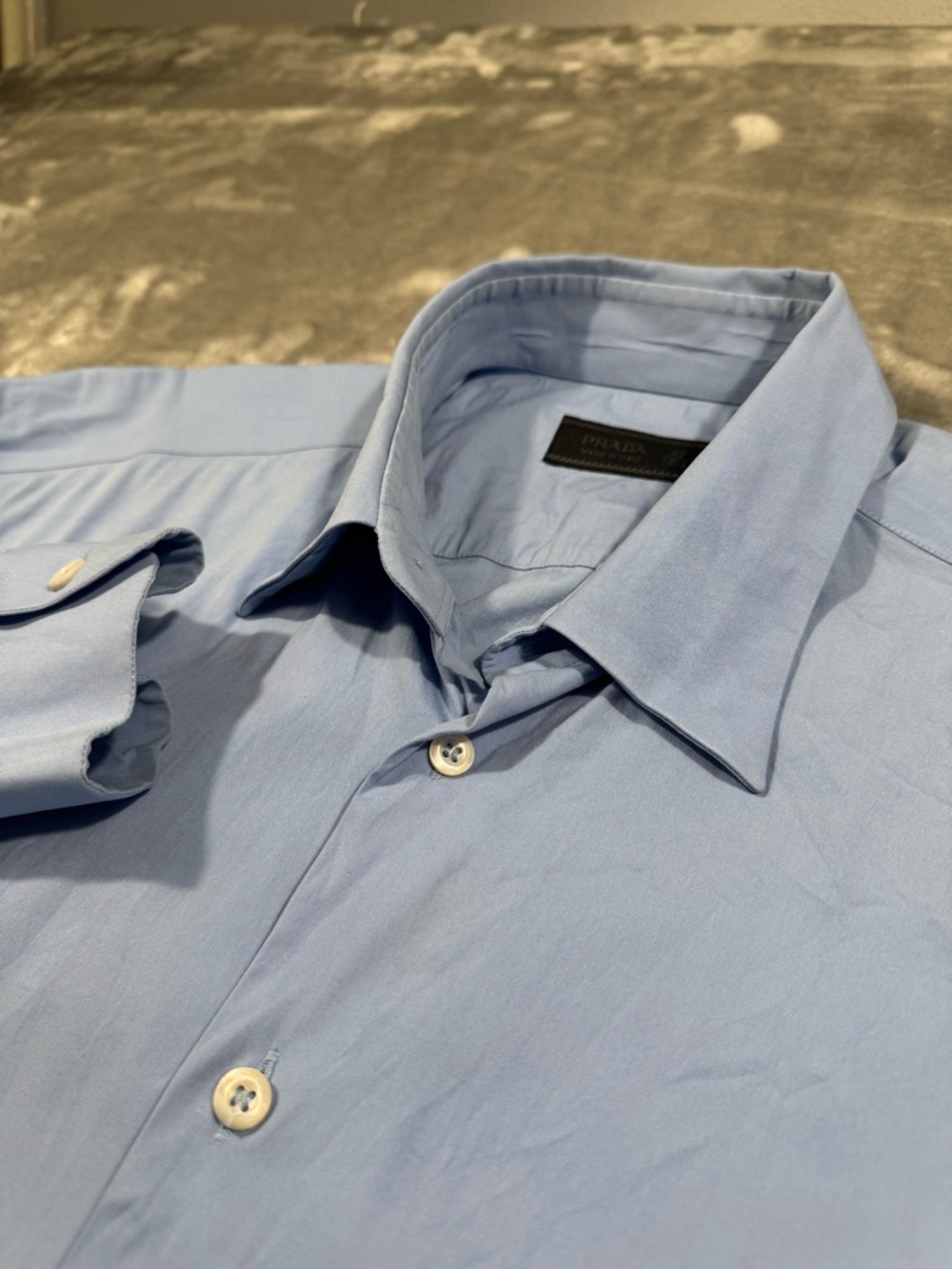 Prada Men’s Long Sleeve Button Up Dress Shirt Blue (42/16 1/2)